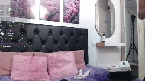 Abigail online show from 04.22.26