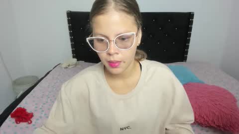 abigail_hot10 online show from 11.06.25