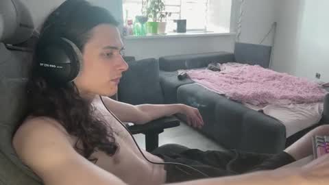 Snapshot of abobus123 chatting on 06.14.26 hi cum in pvt noi extra tip online show from 06.14.26