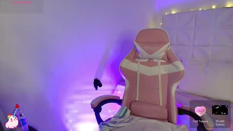 Abril  online show from 02.16.26