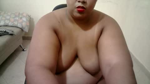 Snapshot of abril__ass chatting on 05.14.26 abril__ass online show from 05.14.26