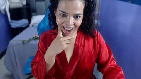 Snapshot of abril_beltran_ chatting on 09.21.25 Abril Beltran online show from 09.21.25