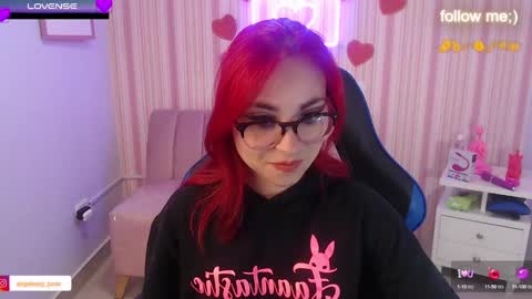 abril_ch_ online show from 03.07.25