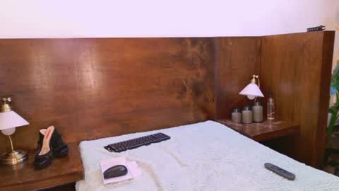 Snapshot of abril_collinz chatting on 07.19.26 abril_collinz online show from 07.19.26