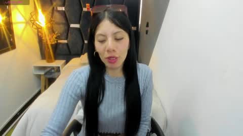 Snapshot of abril_fox__ chatting on 04.07.26 Abril Fox online show from 04.07.26
