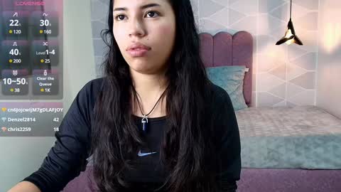 Snapshot of abril_matthews chatting on 01.07.25 ABRIL MATTHEWS online show from 01.07.25