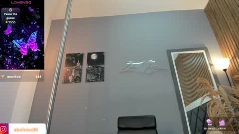 Snapshot of abril_ricci chatting on 02.01.25 Abril  online show from 02.01.25