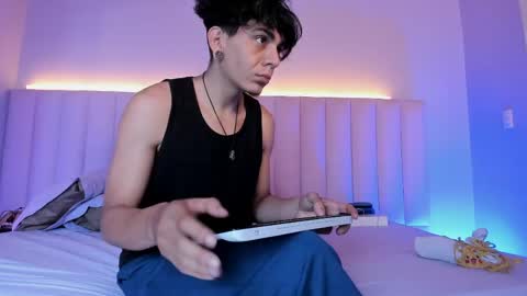 Abril and Julian online show from 05.28.26
