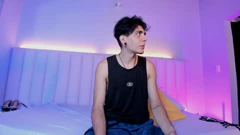 Abril and Julian online show from 05.30.26