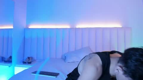 Abril and Julian online show from 06.09.26