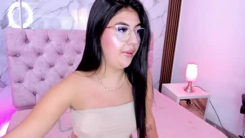 Abril online show from 04.07.26