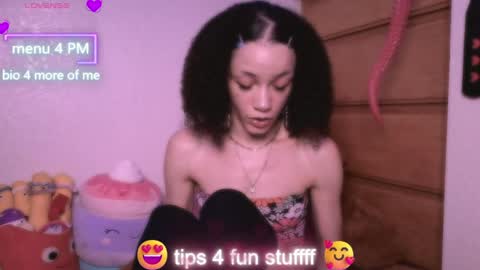 Peach online show from 04.23.26