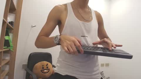 Snapshot of ace_xero chatting on 06.27.26 ace_xero online show from 06.27.26