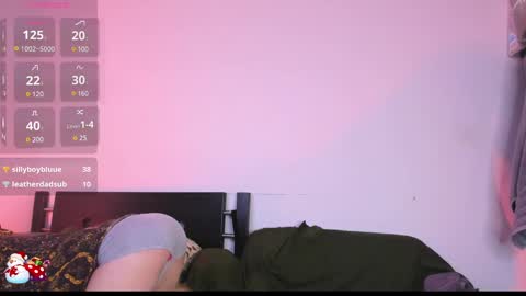 centric independent model   online show from 01.10.25