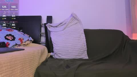 centric independent model   online show from 03.31.26