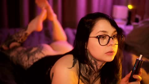 Snapshot of acid_pie chatting on 12.25.24 acid_pie online show from 12.25.24