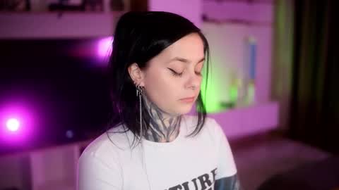 Snapshot of acid_pie chatting on 11.01.25 acid_pie online show from 11.01.25