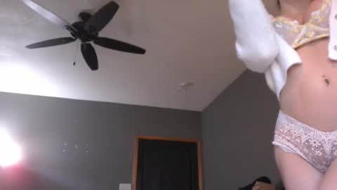 Snapshot of acs995 chatting on 02.02.25 OF online show from 02.02.25