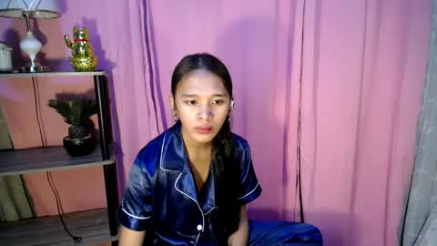 Snapshot of acyl_quixx chatting on 02.19.25 acyl_quixx online show from 02.19.25