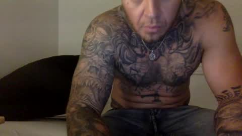 Snapshot of adam00515000 chatting on 06.18.26 adam00515000 online show from 06.18.26