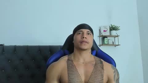 adam boss online show from 03.05.26