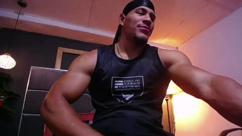 adam_fit19cm online show from 04.24.26