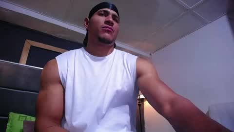 adam_fit19cm online show from 05.30.26