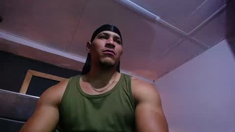 adam_fit19cm online show from 06.15.26