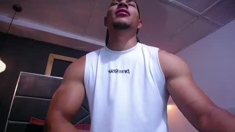 adam_fit19cm online show from 06.17.26
