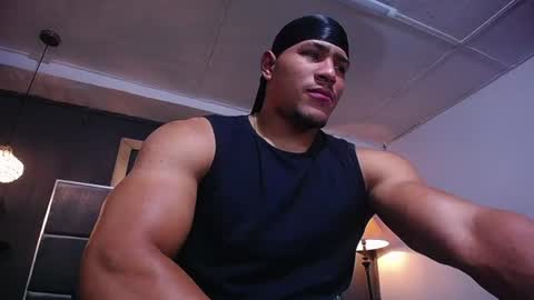 adam_fit19cm online show from 06.19.26