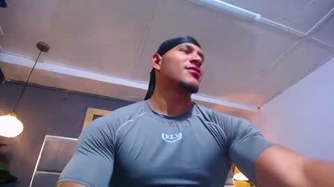 adam_fit19cm online show from 07.17.26