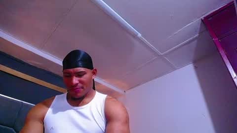 adam_fit19cm online show from 07.28.26