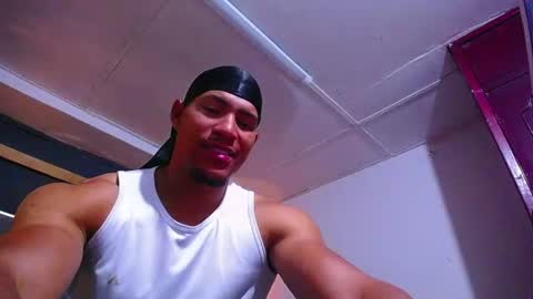 adam_fit19cm online show from 07.28.26