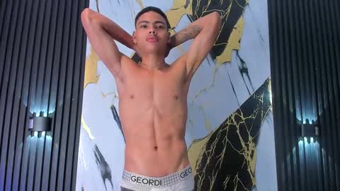 Snapshot of adam_piarse chatting on 02.26.25 adam_piarse online show from 02.26.25