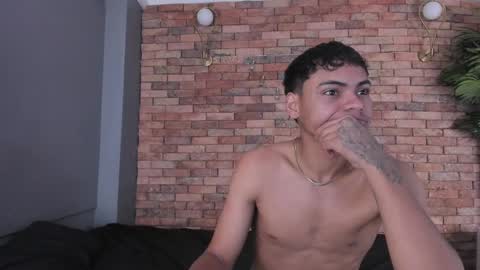 Snapshot of adam_piarse chatting on 11.23.25 adam_piarse online show from 11.23.25