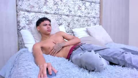 adam_piarse online show from 02.08.26