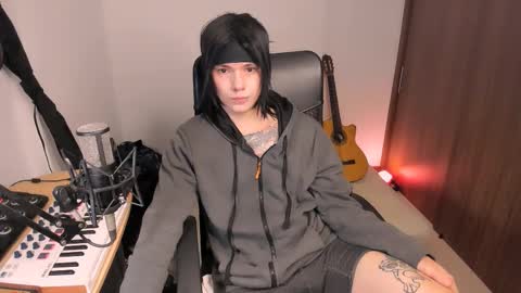  Adam online show from 10.17.25