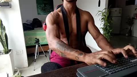 Adam Valencia online show from 04.17.26