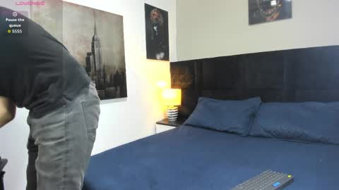 adam_walker_1 online show from 03.31.26