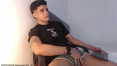 Hello guys excuse my absence I will be absent for several days for health reasons I hope you understand thank you very much. online show from 12.16.25