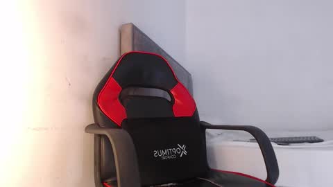 Hello guys excuse my absence I will be absent for several days for health reasons I hope you understand thank you very much. online show from 03.21.26