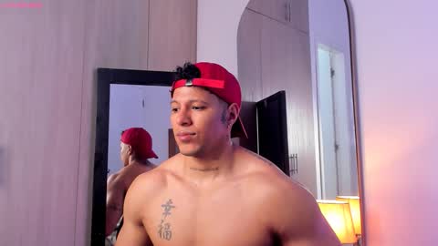 Snapshot of adambrocs1 chatting on 10.05.25 adambrocs1 online show from 10.05.25