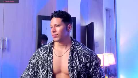 Snapshot of adambrocs1 chatting on 10.12.25 adambrocs1 online show from 10.12.25