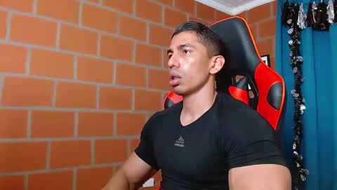 Adan Sin online show from 01.03.25