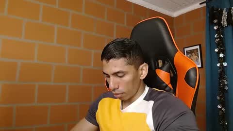 Adan Sin online show from 01.17.25