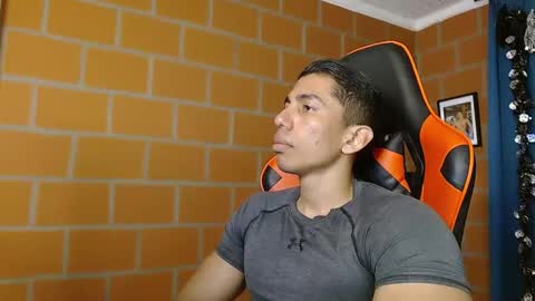 Adan Sin online show from 03.01.25