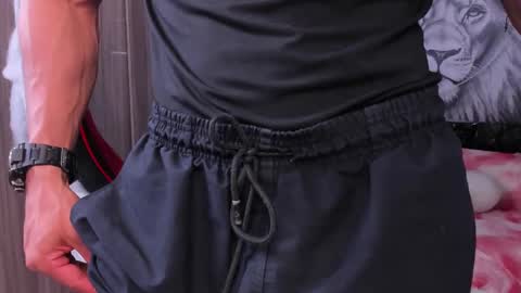 Adan Sin online show from 10.14.25