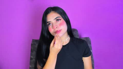 Snapshot of adara_johnson_ chatting on 12.29.24 Adara Johnson online show from 12.29.24