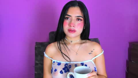 Snapshot of adara_johnson_ chatting on 01.12.25 Adara Johnson online show from 01.12.25