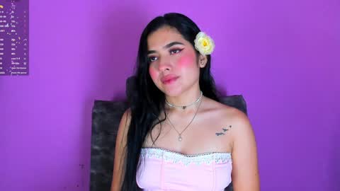 Snapshot of adara_johnson_ chatting on 01.24.25 Adara Johnson online show from 01.24.25